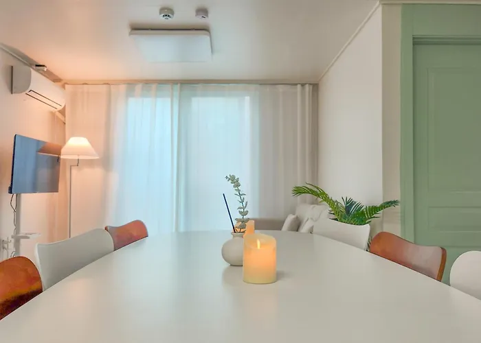 A Great Of Hongdae In Apartment Seoul
