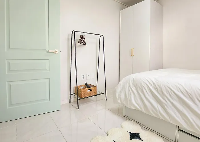 Apartment A Great Of Hongdae In *